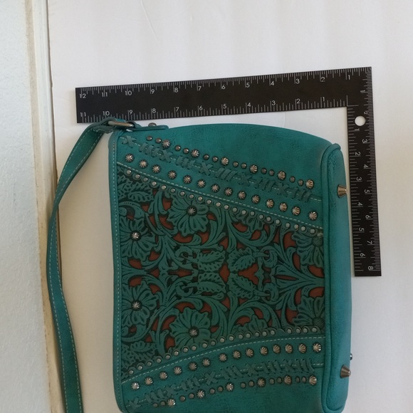 Trinity Ranch leather handbag turquoise 10x12 hand tool cut out - Picture 9 of 10